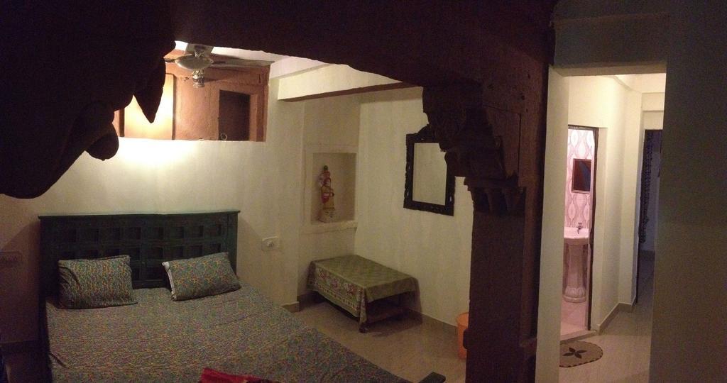 Kesar Heritage Guest House Jodhpur  Rum bild
